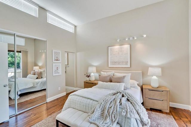 928 Wright Avenue 902, Mountain View, CA 94043