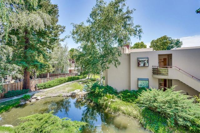 928 Wright Avenue 902, Mountain View, CA 94043