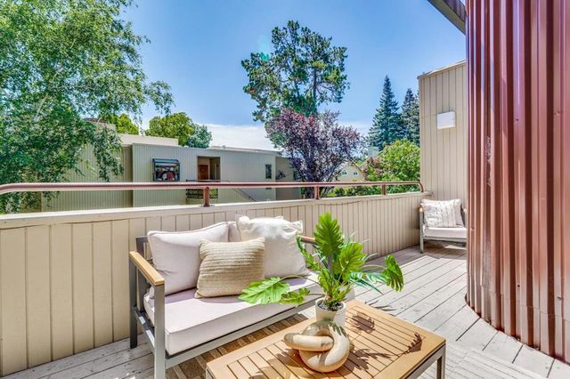 928 Wright Avenue 902, Mountain View, CA 94043