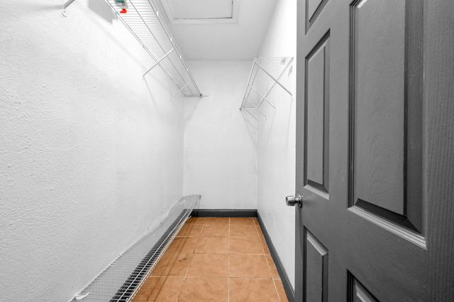 124 SW 10th Avenue, Boynton Beach, FL 33435