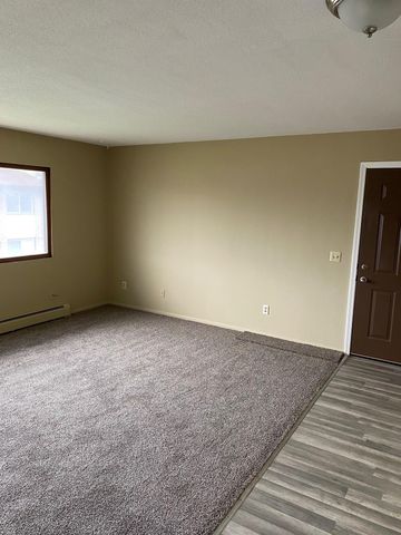 7632 Pleasant Avenue, Richfield, MN 55423