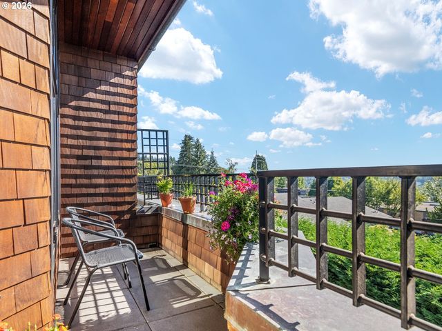 571 2nd St, Lake Oswego, OR 97034