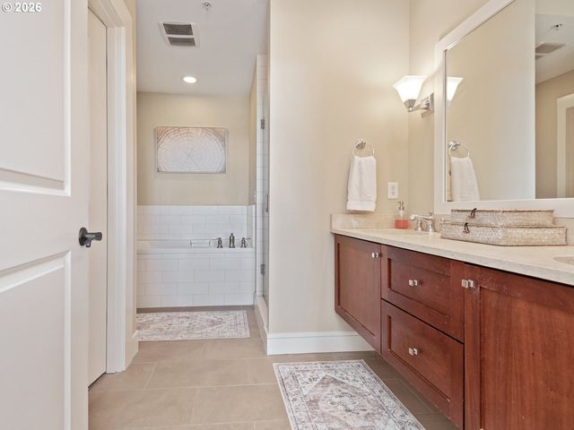 571 2nd St, Lake Oswego, OR 97034