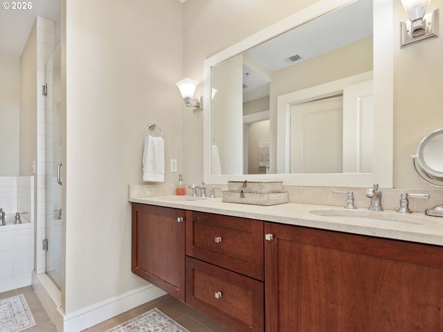 571 2nd St, Lake Oswego, OR 97034