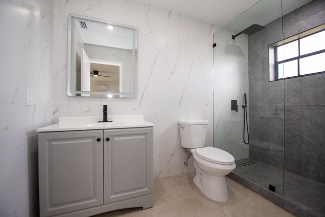 110 NW 6th Ave, Dania Beach, FL 33004