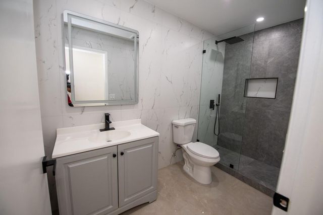 110 NW 6th Ave, Dania Beach, FL 33004