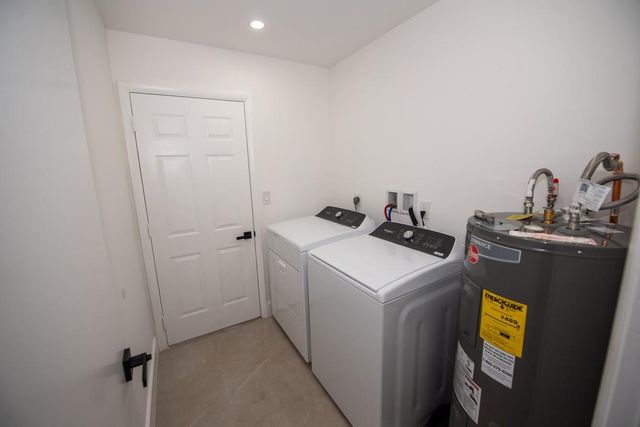 110 NW 6th Ave, Dania Beach, FL 33004