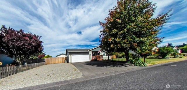 17930 Iris Place SW, Rochester, WA 98579