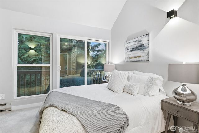 1940 N Northgate Way, Seattle, WA 98133