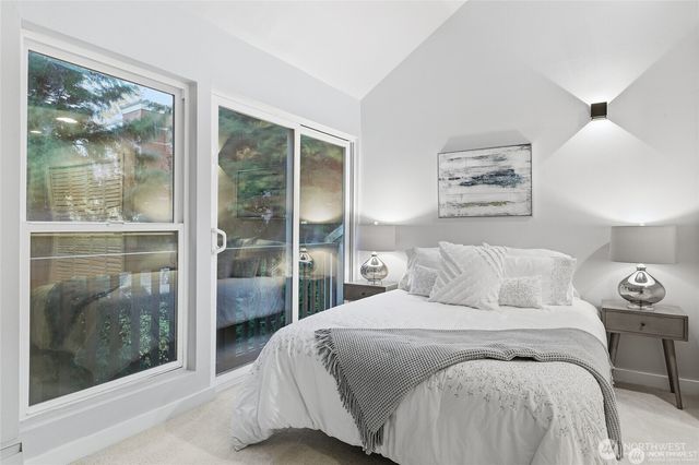 1940 N Northgate Way, Seattle, WA 98133