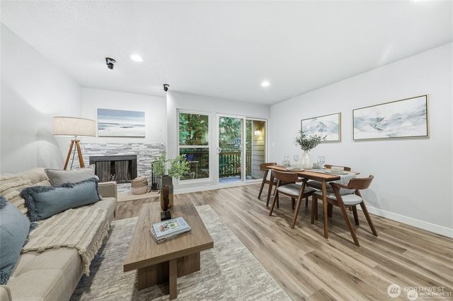 1940 N Northgate Way, Seattle, WA 98133