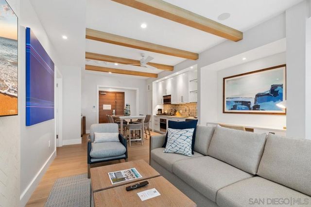 1500 Orange Ave 7, Coronado, CA 92118