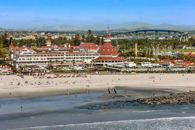 1500 Orange Ave 7, Coronado, CA 92118