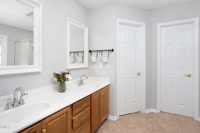 3425 Coach Lantern Avenue, Wake Forest, NC 27587