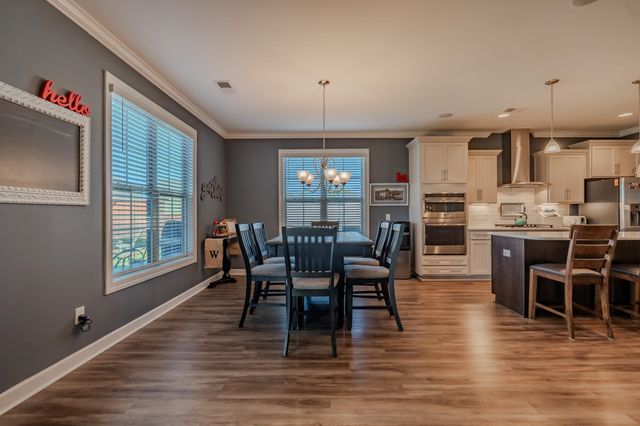 609 Crossmont Way, Simpsonville, SC 29681