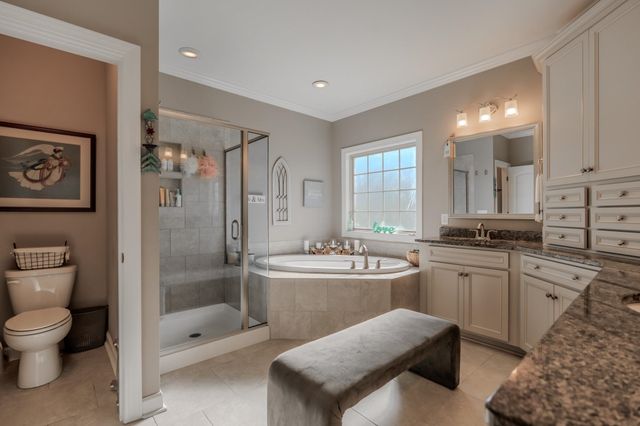 609 Crossmont Way, Simpsonville, SC 29681