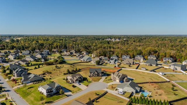 609 Crossmont Way, Simpsonville, SC 29681