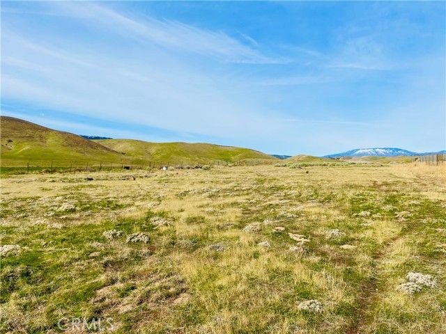 49357 W. Avenue D, Lake Hughes, CA 93536