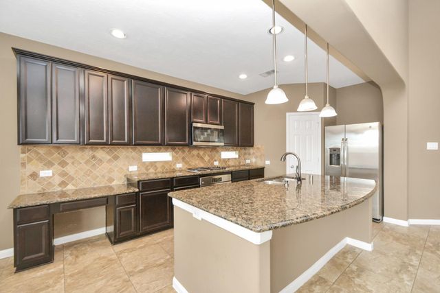 3505 Barrington Court, Pearland, TX 77584