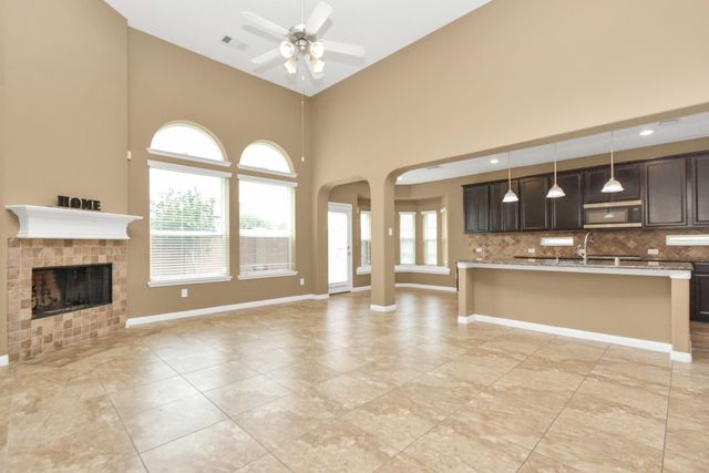 3505 Barrington Court, Pearland, TX 77584