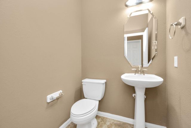 3505 Barrington Court, Pearland, TX 77584