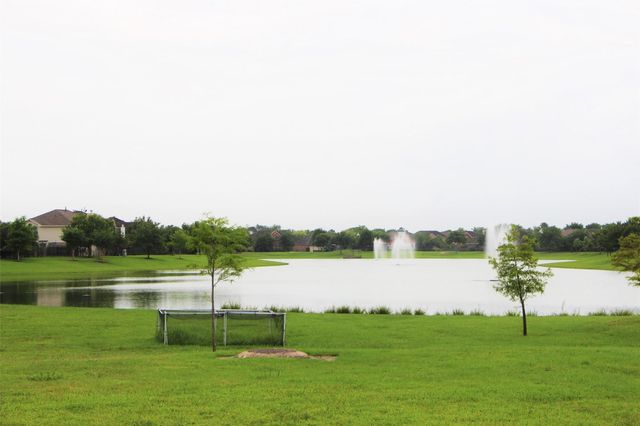 3505 Barrington Court, Pearland, TX 77584