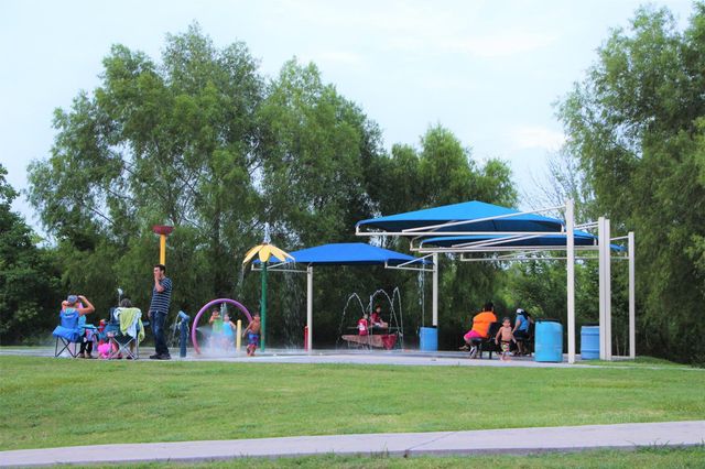 3505 Barrington Court, Pearland, TX 77584