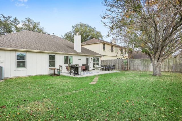 11401 30th Avenue N, Texas City, TX 77591