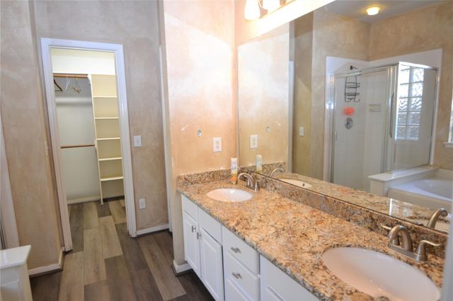 12406 Fox Meadow Drive, Stafford, TX 77477