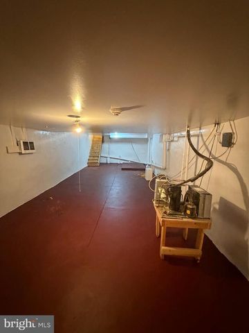 443 W INDIANA AVE, Philadelphia, PA 19133