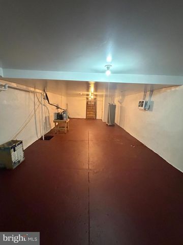 443 W INDIANA AVE, Philadelphia, PA 19133