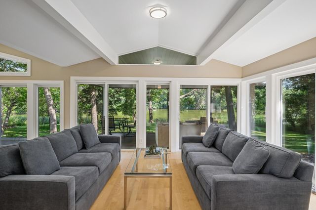 730 Amber Drive, Shoreview, MN 55126