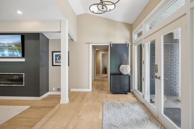 730 Amber Drive, Shoreview, MN 55126