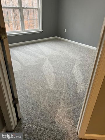 255 SUMMER BREEZE LN, Fredericksburg, VA 22406