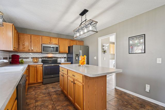 5921 200th Street W, Farmington, MN 55024