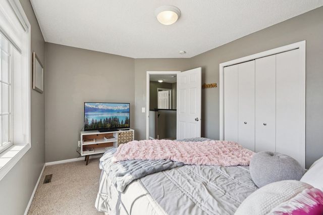 5921 200th Street W, Farmington, MN 55024