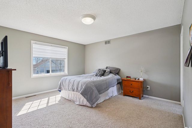 5921 200th Street W, Farmington, MN 55024