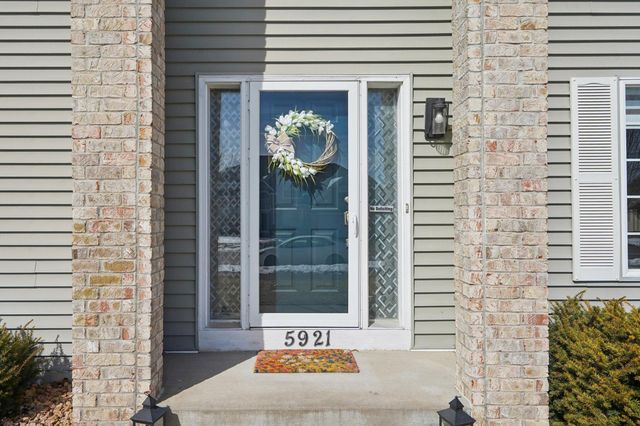 5921 200th Street W, Farmington, MN 55024