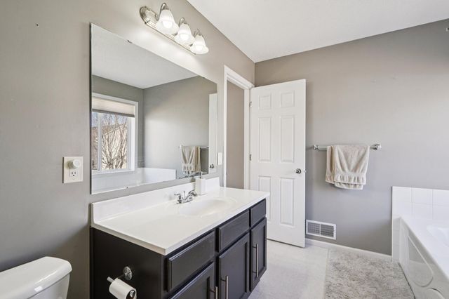 5921 200th Street W, Farmington, MN 55024