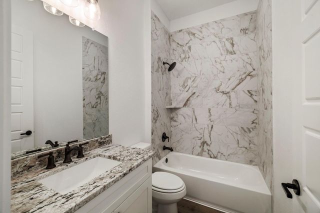 5611 Marigold Mile Drive, Magnolia, TX 77354