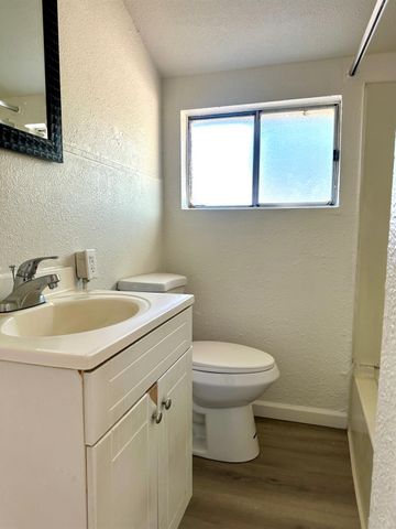 809 Washington Avenue, Madera, CA 93638