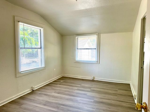 809 Washington Avenue, Madera, CA 93638