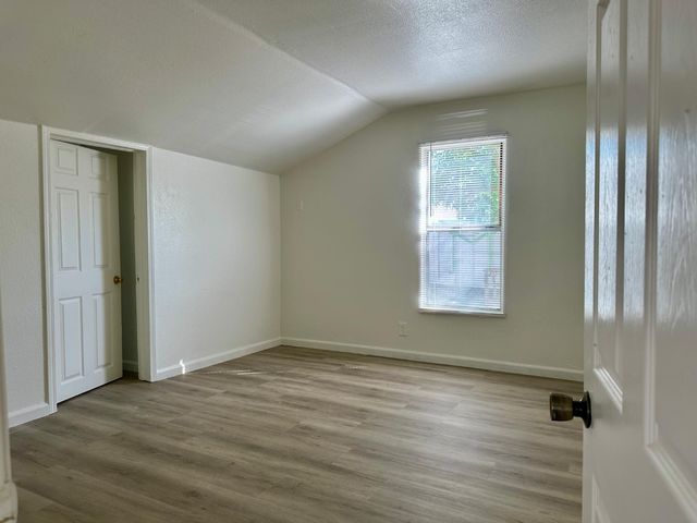 809 Washington Avenue, Madera, CA 93638