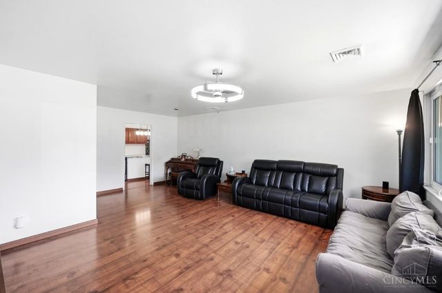 12146 Audie Court, Springdale, OH 45246