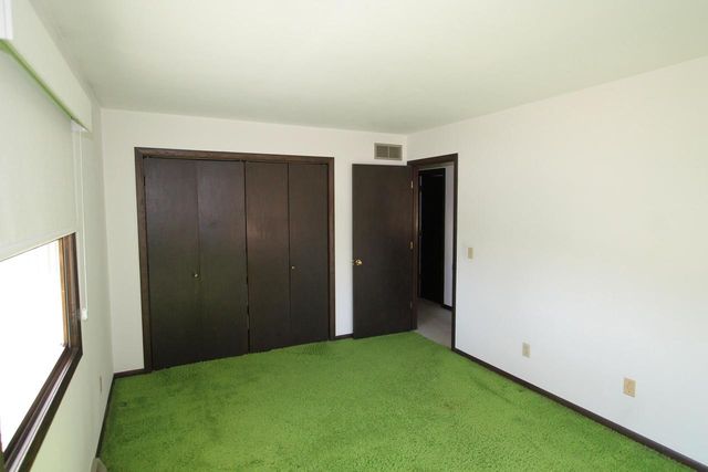 267 Robins Run, Burlington, WI 53105