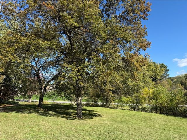 4788 Wexford Run Road, Bradford Woods, PA 15090