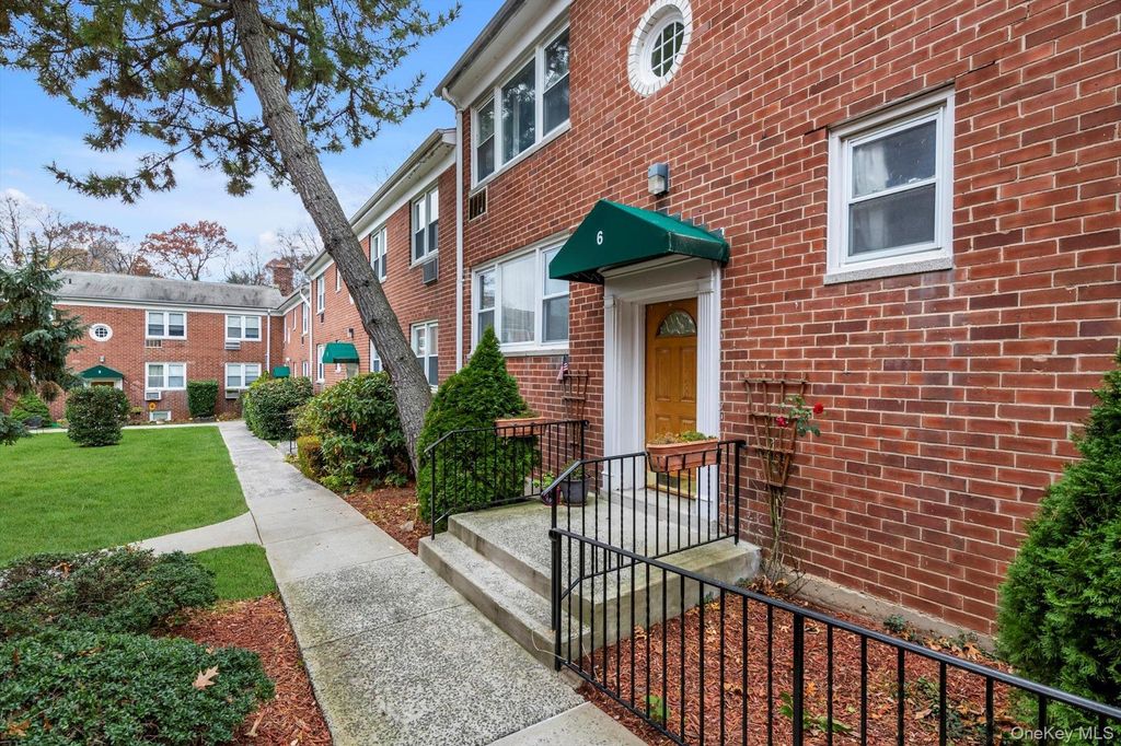 643 Pelham Road 6D, New Rochelle, NY 10805