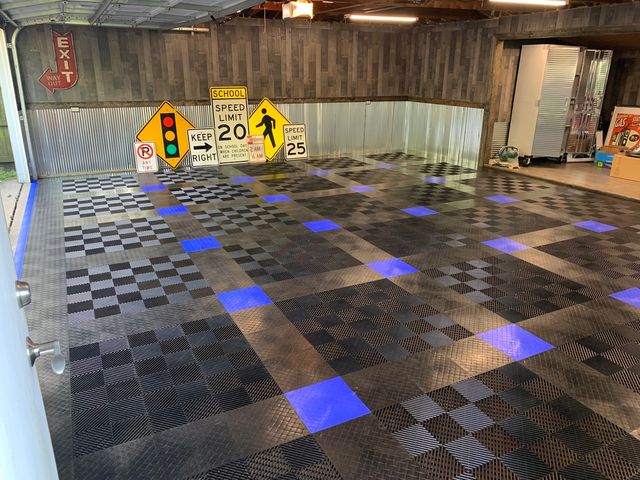 1414 N Sauk Lane, Mount Prospect, IL 60056