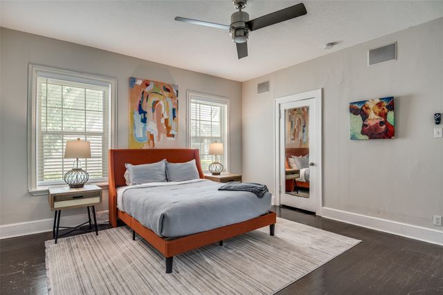 4307A Vandelia Street, Dallas, TX 75219