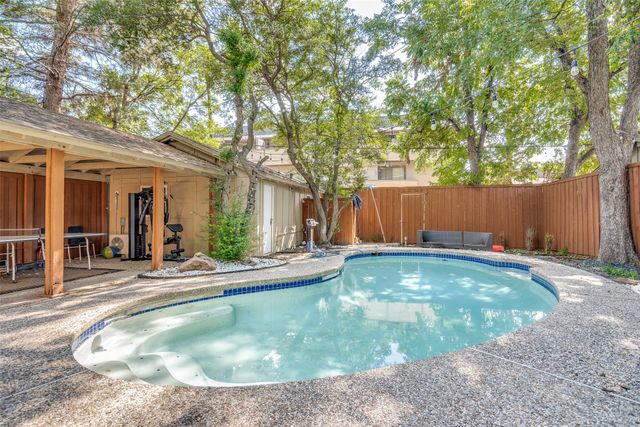 4307A Vandelia Street, Dallas, TX 75219